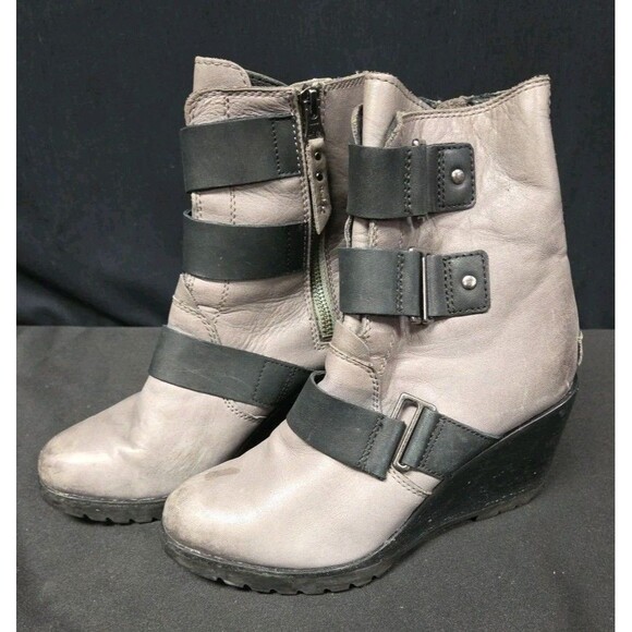 Sorel Boots Size 6.5 Gray Black After Hours Wedge Heel Leather Bootie Shoes - Picture 1 of 7